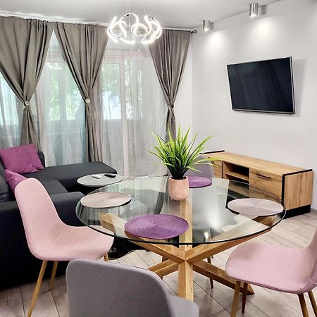 Apartments Relax 3&4 Varna Pokoj fotografie