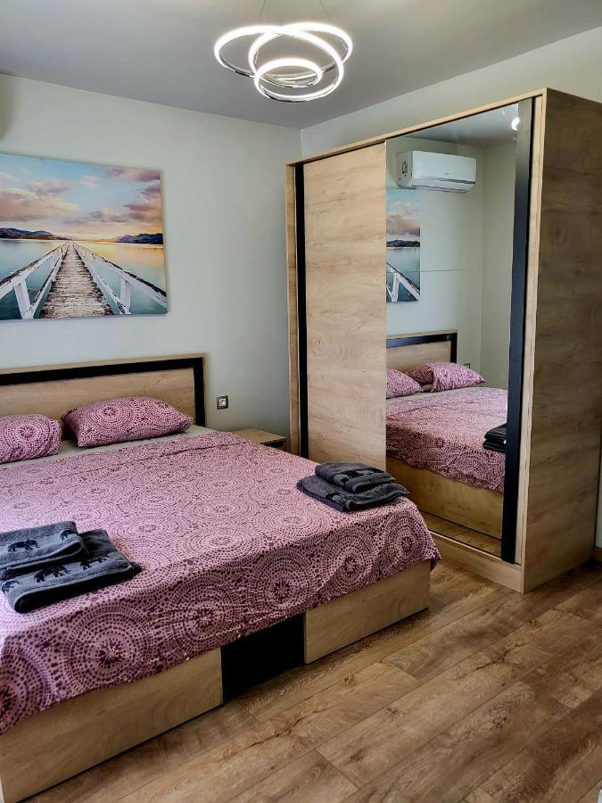 Apartments Relax 3&4 Varna Pokoj fotografie